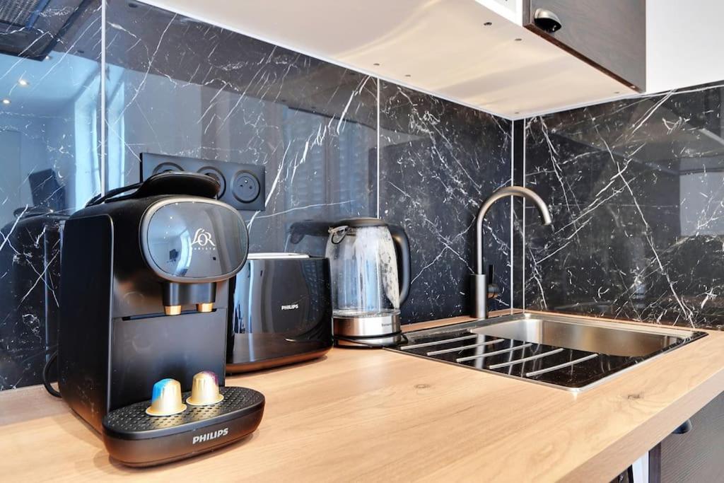 Appartement 4 Personnes Aux Portes De Paris سان دوني المظهر الخارجي الصورة